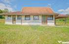 Casa de vacan?a la poalele Mun?ilor Fagara? | Teren 8.000 mp | - Ucea De Sus (Brasov)