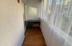 Apartament cu trei camere de inchiriat in cartierul Tudor. - 2