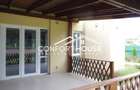 VILA D+P+1+M, 8 camere, ansamblu rezidential, Iancu Nicolae