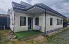 Casa individuala, optional 2 case si 1100 mp de teren, zona strazii Av - 11