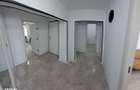 Apartament cu 4 camere , renovat - 9