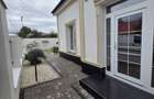 Casa premium de vanzare in Roman - 8