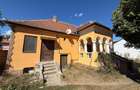 Casa pe teren 450 mp, la 2 strazi, utilita?i,Sibiu proprietar