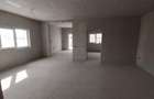 Duplex despartit prin baie - canalizare - mansardabil - 2