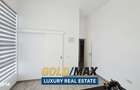 Apartament 4 camere, Grides - Craiovei, la cheie
