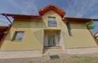 Casă / Vilă cu 5 camere de vânzare - 2