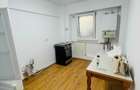Apartament de vânzare cu 4 camere / Zona Tineretului