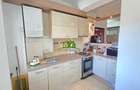 AP. 95mp la Et.2 cu 3 camere si 2 balcoane -complet utilat-zona Nord - 6