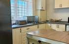 Casa Duplex | 2 Apartamente Separate | Curte, 8 Parcari, Mobilata Nou - 15
