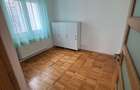 Inchiriez apartament 3 camere - 2