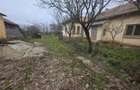 Vand casa din caramida cu 4 camere si garaj / Teren 900mp - 6