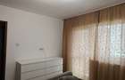 Inchiriez apartament 3 camere decomandat