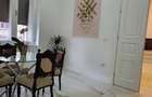 Inchiriez apartament 3 camere zona Ultracentrala - ID : RH-40067 - 2