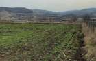 Vand teren intravilan cu suprafa?a de 2000 m