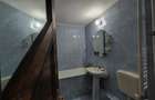 Inchiriez apartament cu 2 camere decomandat 260euro str. Moldovei col? cu Lacul Ro?u zona Rogerius