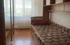 De vanzare apartament 3 camere - 6