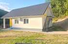 Casă individuală cu 3 camere cu Teren 663 Mp în Leșnic