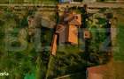 Vila de vanzare, 380 mp, zona Reghin