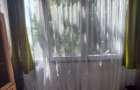 Apartament 3 camere de inchiriat Decomandat, Etaj 1, Zona Dezrobir