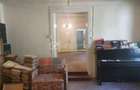 Oportunitate investitie- Casa renovabila, 2 camere, curte comuna, Centru