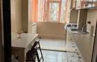 Proprietar vand apartament 2 camere decomandat, situat in Micro 17.