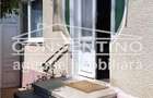 Se vinde casa 1990 , libera , cart.23 August - 1