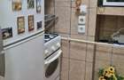 -Apartament 2 camere decomandat,et.1 ,pret 250 euro ,zona Marasesti