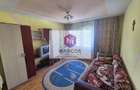 Vand apartament 3 camere Republicii
