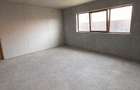 Casă cu 3 camere cu Teren 2875 Mp în Bethausen - 4