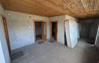 Garbovi casa 76 mp an constr 2000 teren 1187 mp