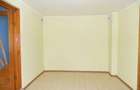 Casă cu 5 camere cu Teren 184 Mp în Central