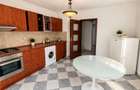 4 camere Bulevardul Unirii -  Parcare in proprietate - 5 min.  Metrou - 1