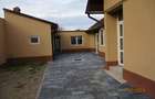Comision 0 - Casa renovata cu 2 corpuri si gradina in Caransebes - 8