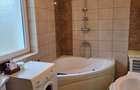 Vand in Unirii,casa cu etaj,5 camere singur in curte strada Marului,teren 1960mp - 2
