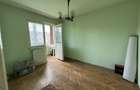 Apartament 3 camere, etaj 3, semidecomandat, centrala, P-ta Doina - 9