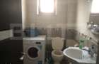 De vanzare casa 4 camere , 9 ari teren , intrare in Paulesti - 7