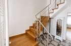 VILA tip duplex, 4 camere - la 3 KM DE CENTRUL PITESTIULUI - 2