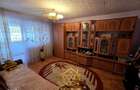 Apartament cu 3 camere in zona centrala - Filiasi - 9