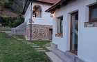 Casa si teren de vanzare - 6