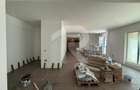 Spatiu Comerceial , parter bloc nou construit , zona Nerva T - 13