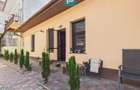 Apartament spațios cu 3 camere, zona centrală - 1