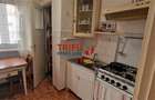 Apartament cu 3 camere de vânzare la etajul 1, zona Cetate