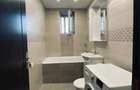 Inchiriez apartament cu 3 camere - CENTRU