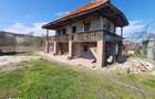 Teren cu casa rustica zona Sambotin - 4
