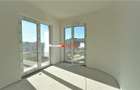 VILA CONTEMPORANA INTR-UN MINI-CARTIER NOU - 3