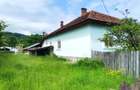 Casă cu 4 camere cu Teren 1300 Mp în Baia de Fier - 8