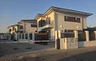 Vila de Lux P+1 in Tunari 5 Camere, Finisaje Premium - 2