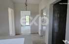Casa individuala P+1 nefinalizata, construc?ie 2021, 1.0 - Colacu (Dambovita)