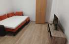 Proprietar inchiriez 1 camera intr-un apartament cu 4 camere - 5