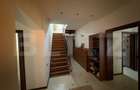 Casă de vânzare – 7 camere +teren 820 mp - Păulești